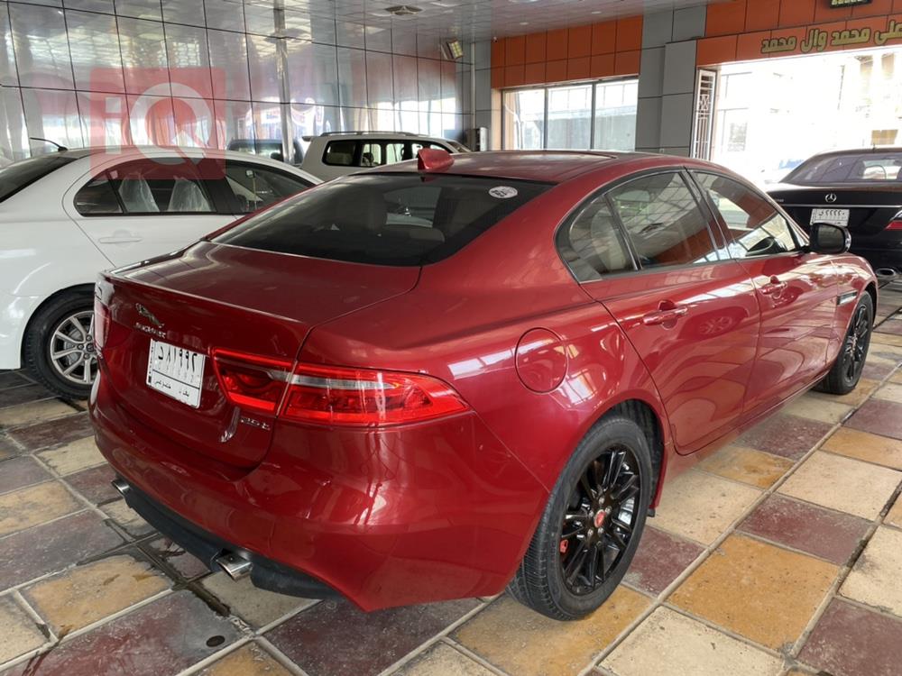 Jaguar XE
